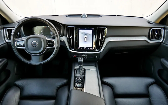 Volvo V60 Cross Country cena 164900 przebieg: 104604, rok produkcji 2020 z Kraków małe 742